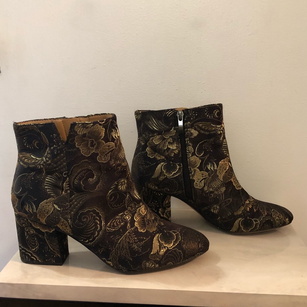 Franco Sarto Jubilee 2 Satin Bootie Size 9